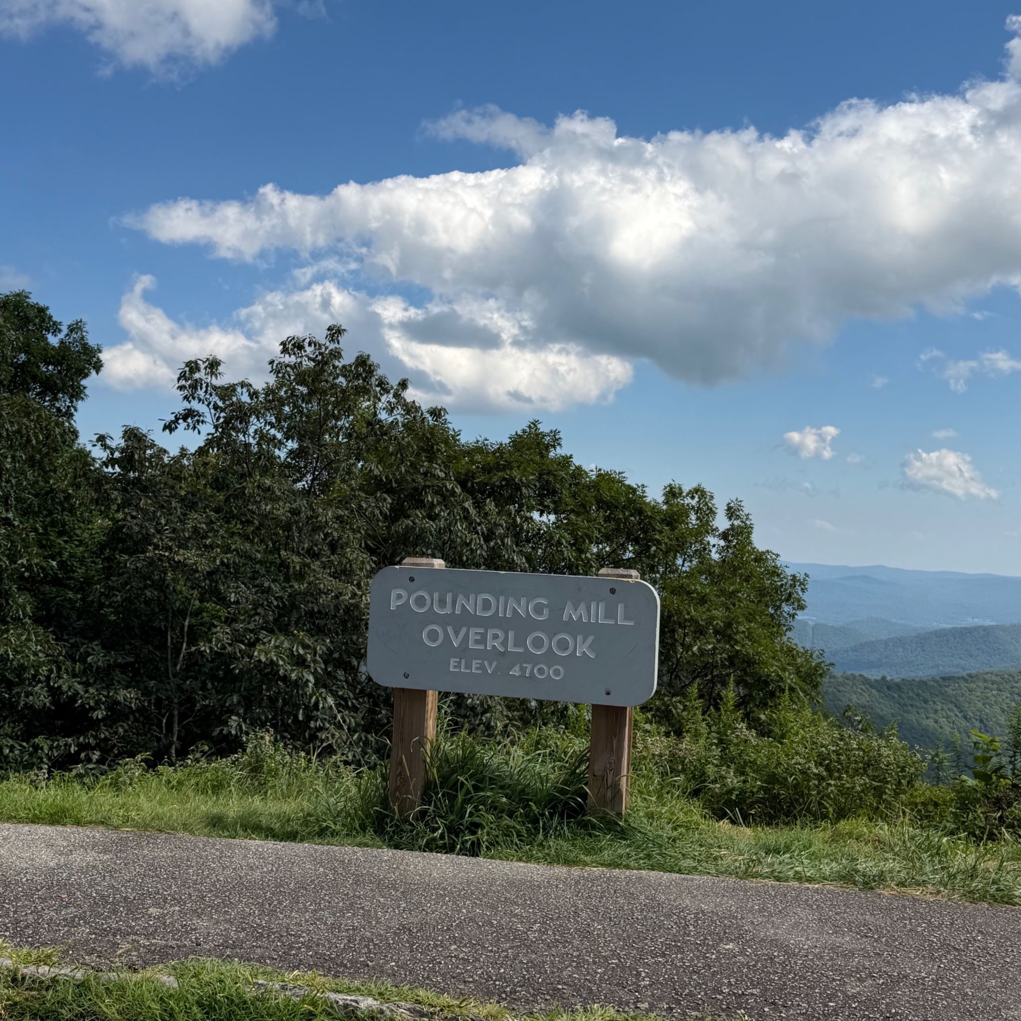 Pounding Mill Overlook